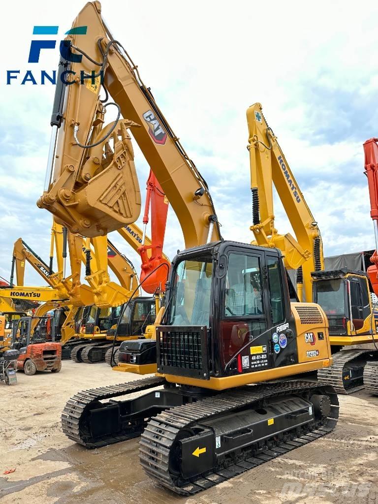 CAT 313 D2 Pelle sur chenilles