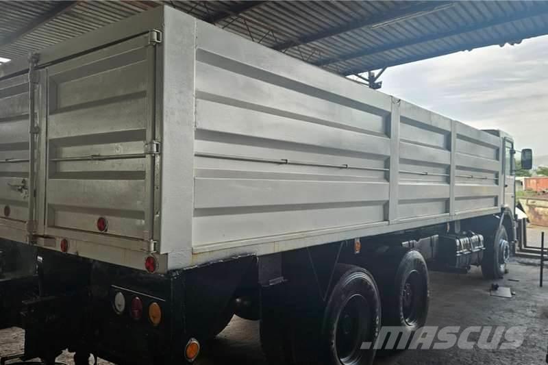 MAN 30-240 Autre camion