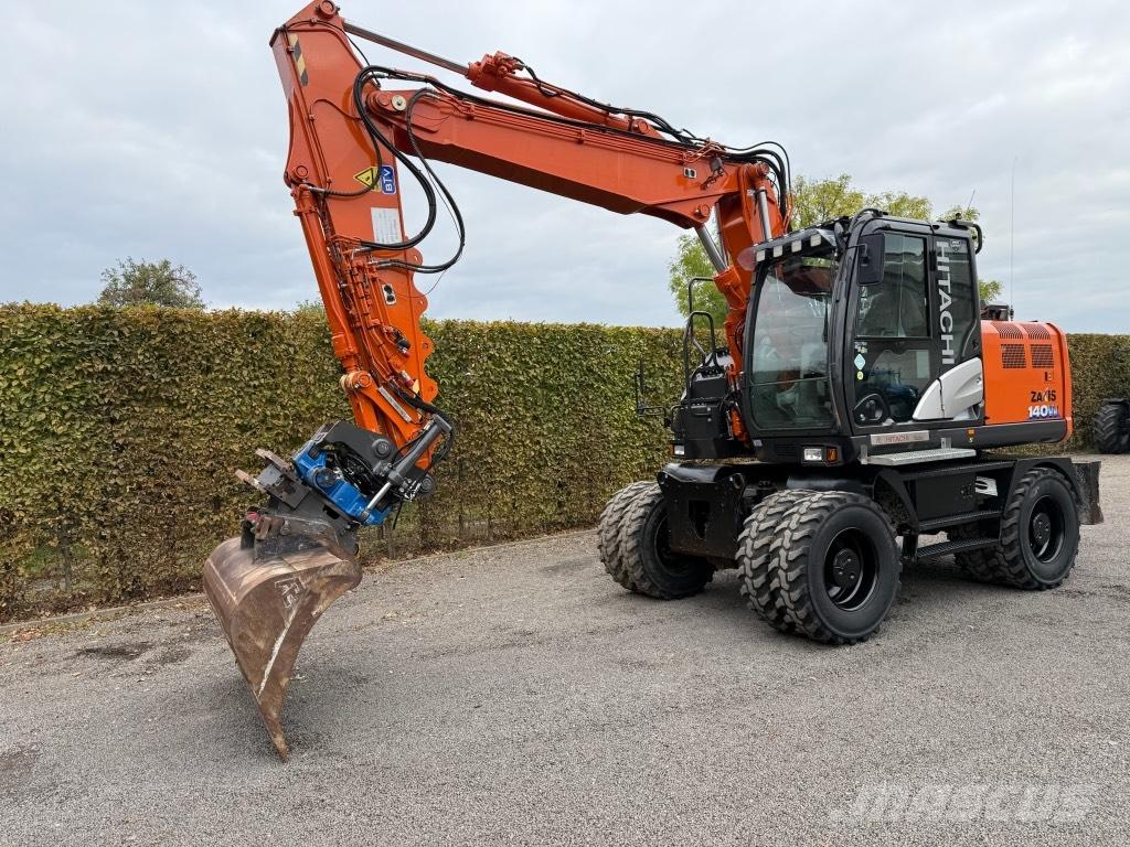 Hitachi ZX 140 W-6 Pelle sur pneus