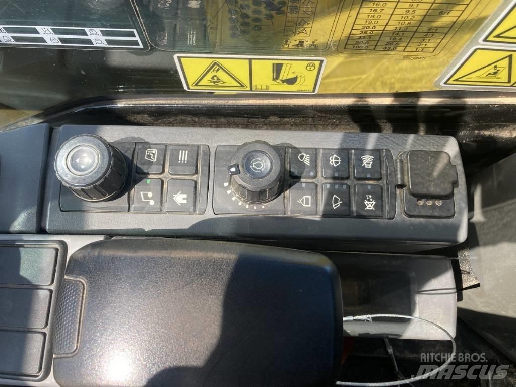 CAT 306CR Pelle sur chenilles