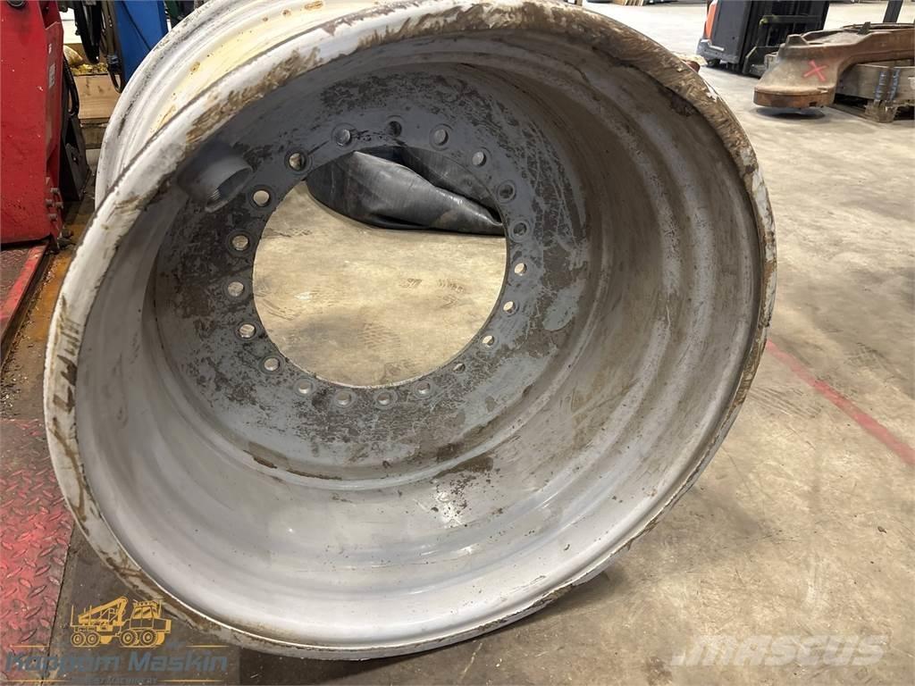 Komatsu 951 23x34 Pneus, roues et jantes