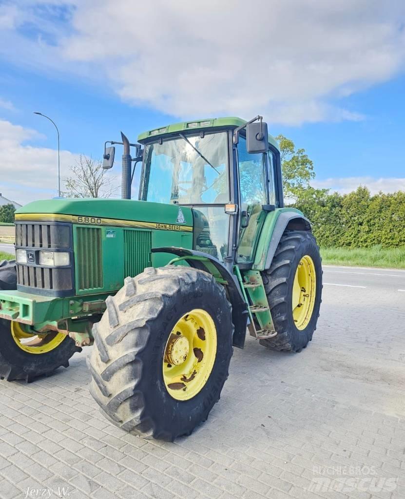 John Deere 6800 Tracteur