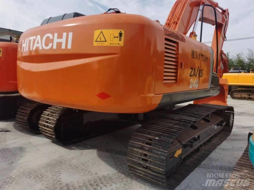 Hitachi ZX 240 Pelle sur chenilles