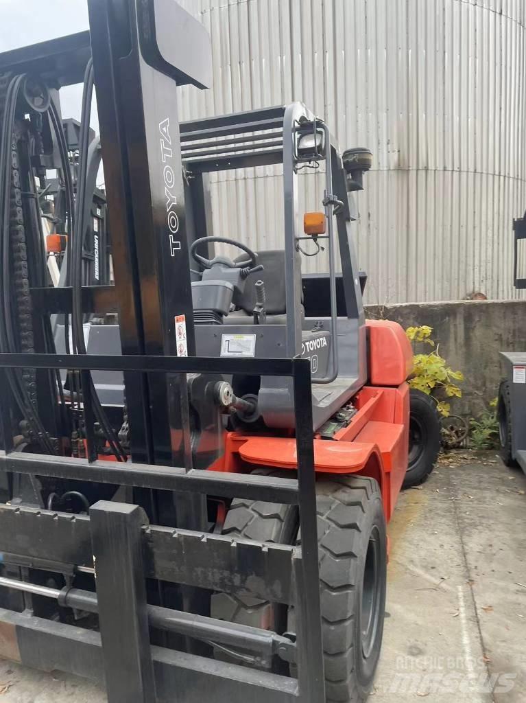 Toyota 7 Ton Chariots diesel