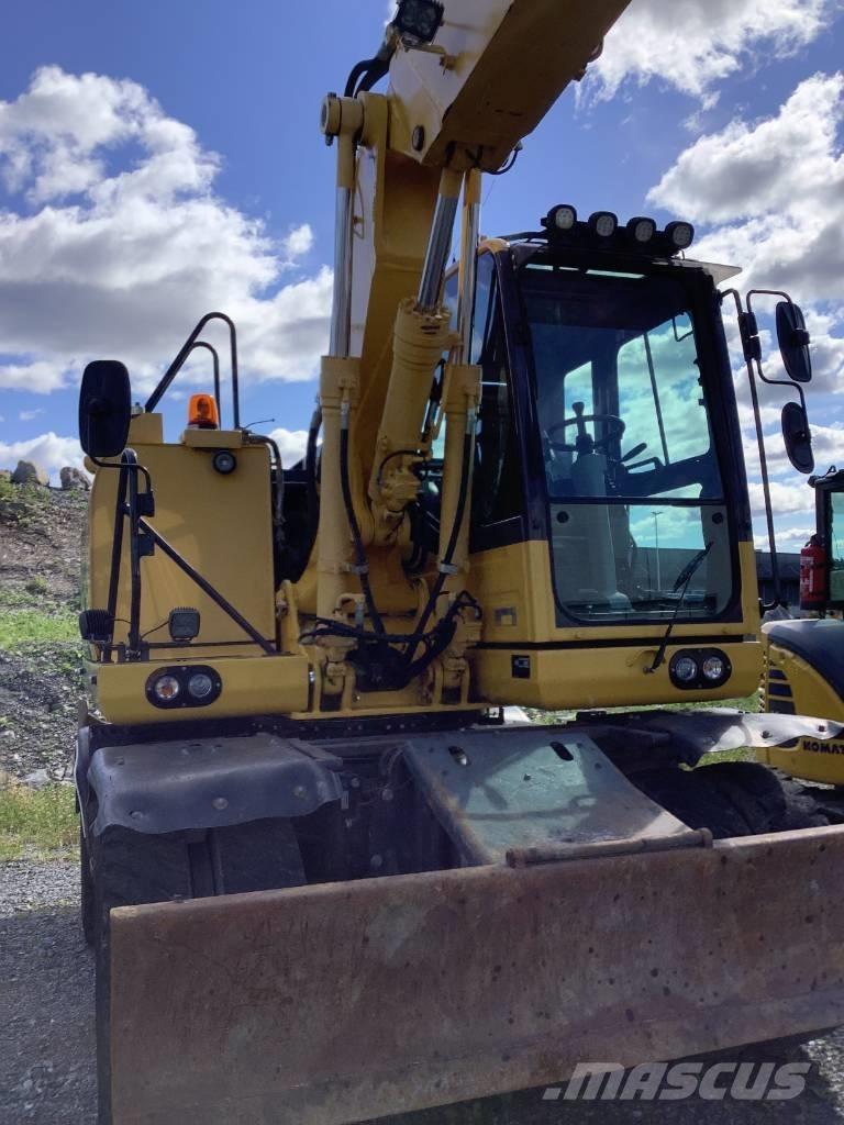 Komatsu PW148-10 Pelle sur pneus
