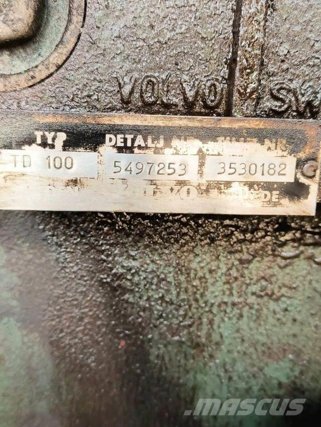 Åkerman 16 Pelle sur chenilles