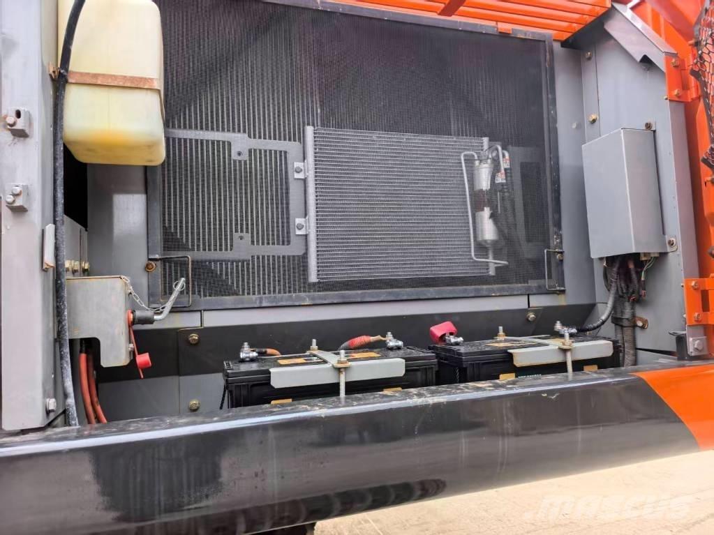 Hitachi zx350-5g Pelle sur chenilles