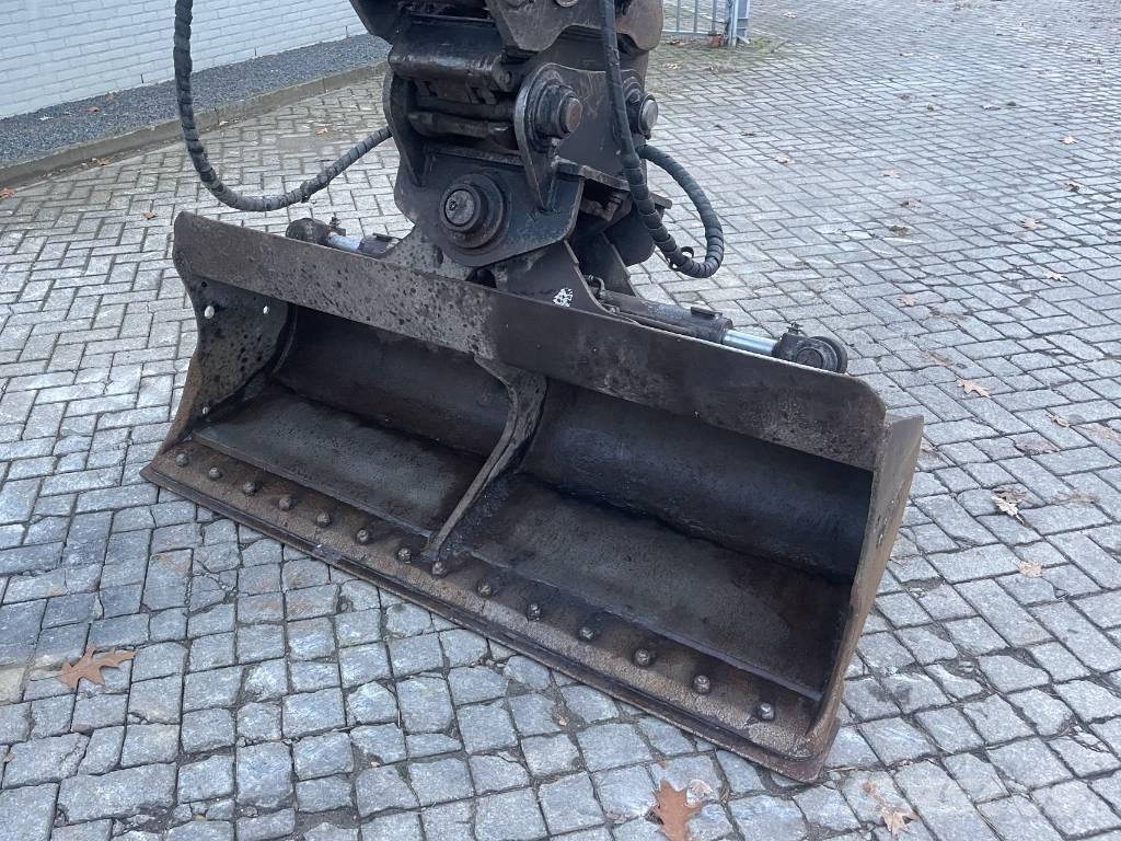 Hitachi ZX 140 W-3 Pelle sur pneus