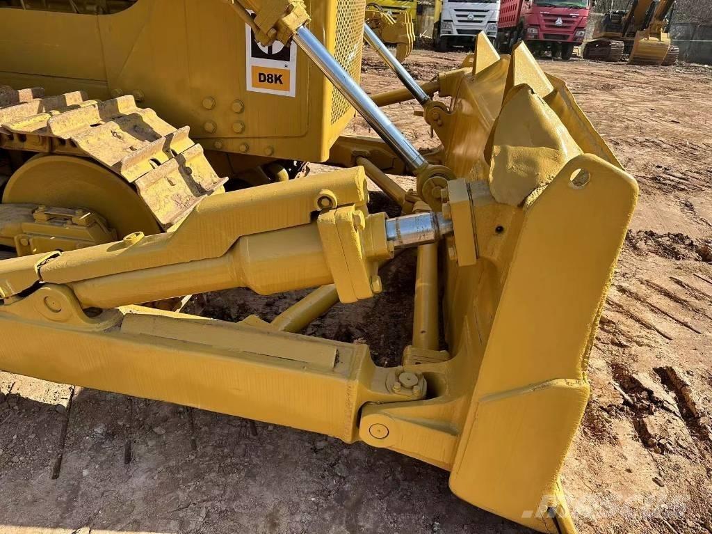 CAT D 8 K Bouteurs sur chenilles