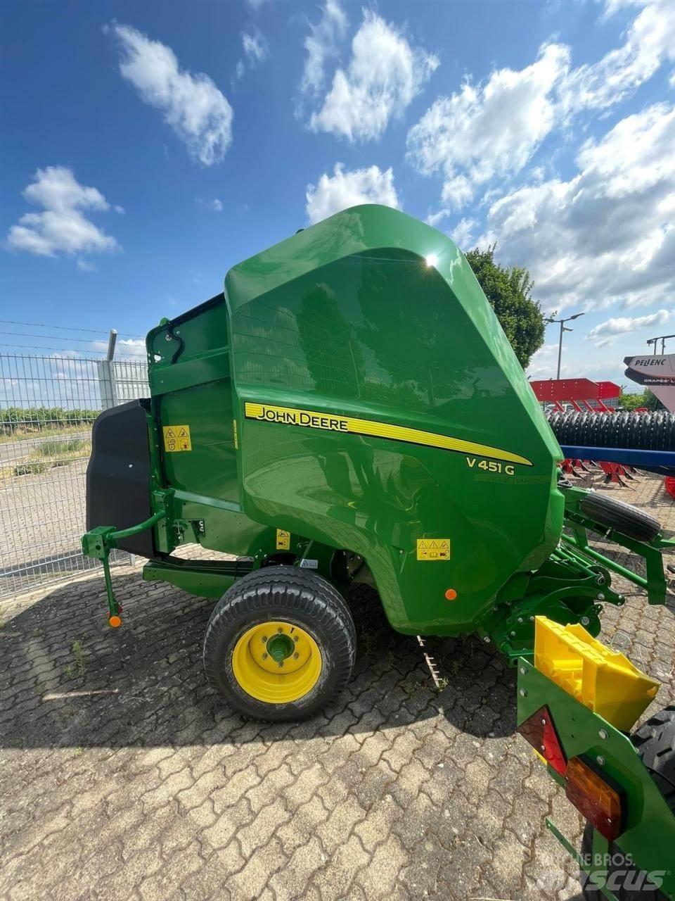 John Deere V451G Presse à balle ronde