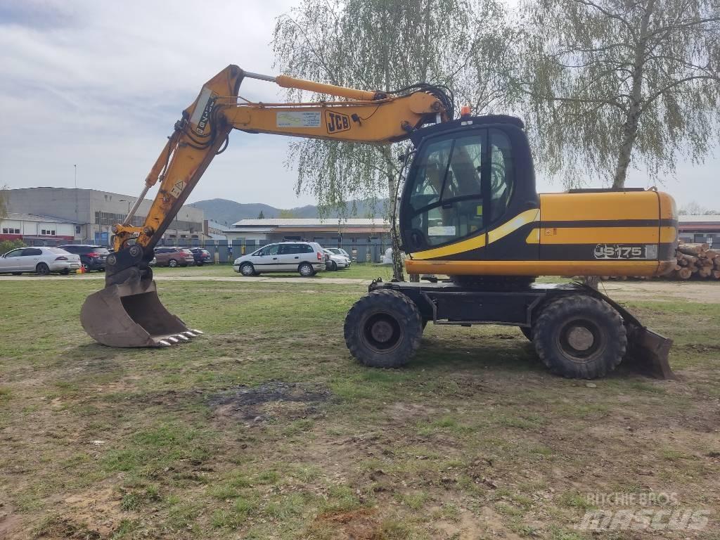 JCB JS 175 W Pelle sur pneus