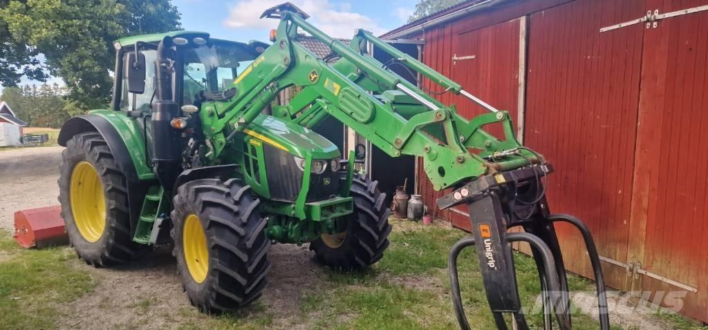 John Deere 6120 M Tracteur
