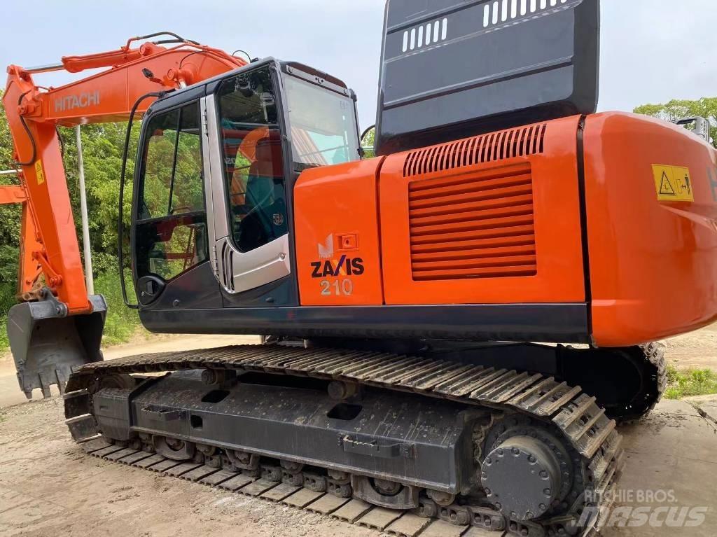 Hitachi ZX 210 Pelle sur chenilles
