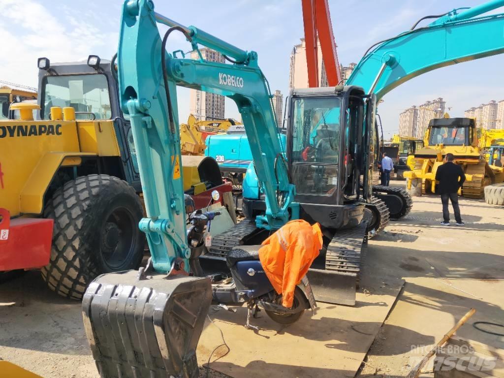 Kobelco SK 55 SR Mini pelle < 7t