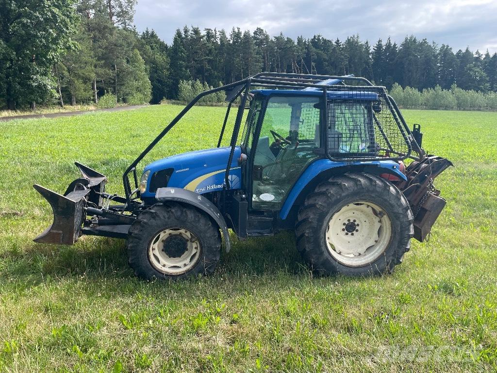 New Holland T5050 Tracteurs forestiers