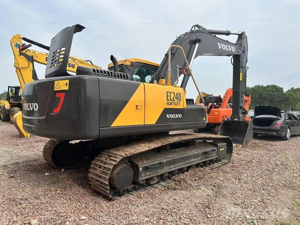 Volvo EC 240 Pelle sur chenilles