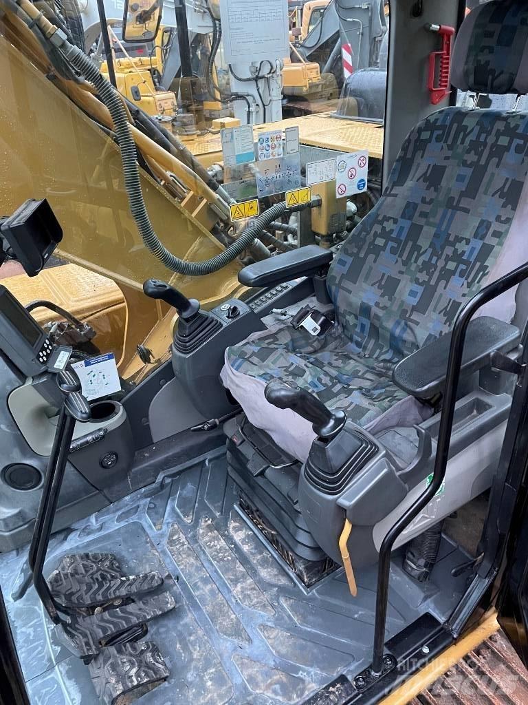 CAT 319D Pelle sur chenilles