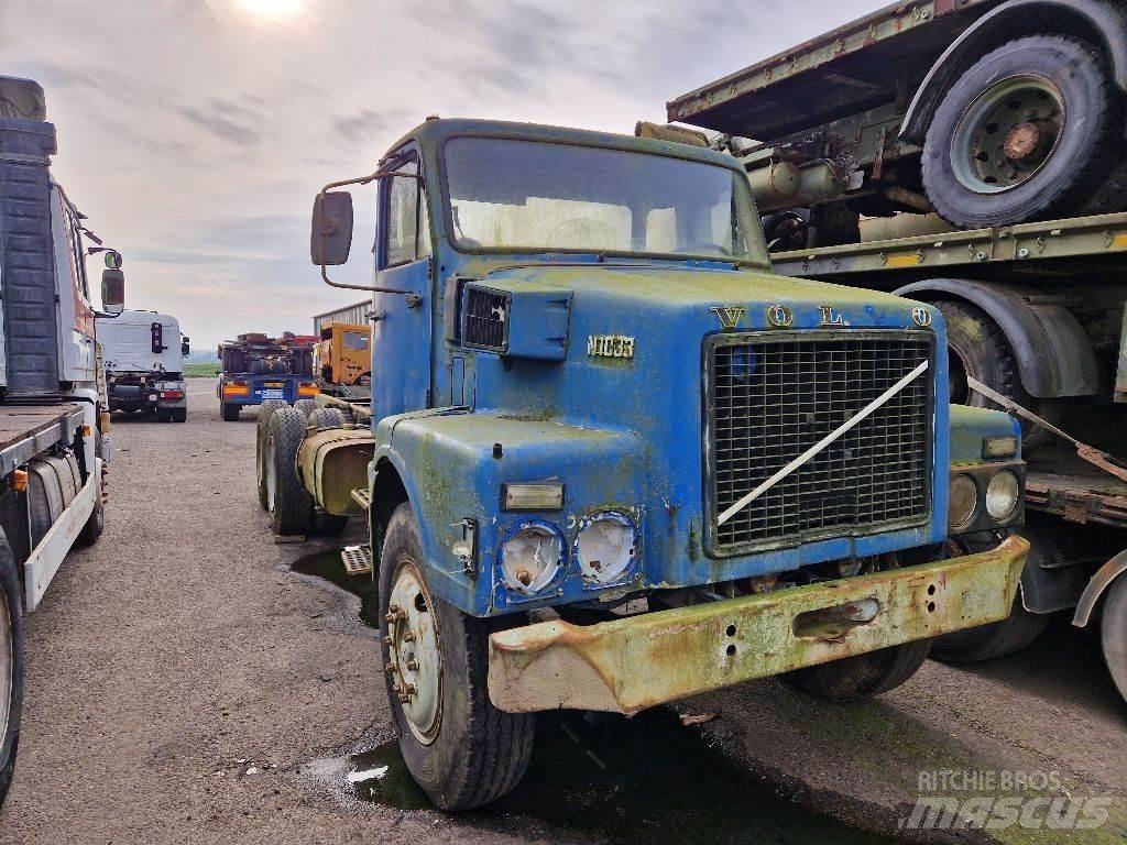 Volvo N1033 6X4 Châssis cabine