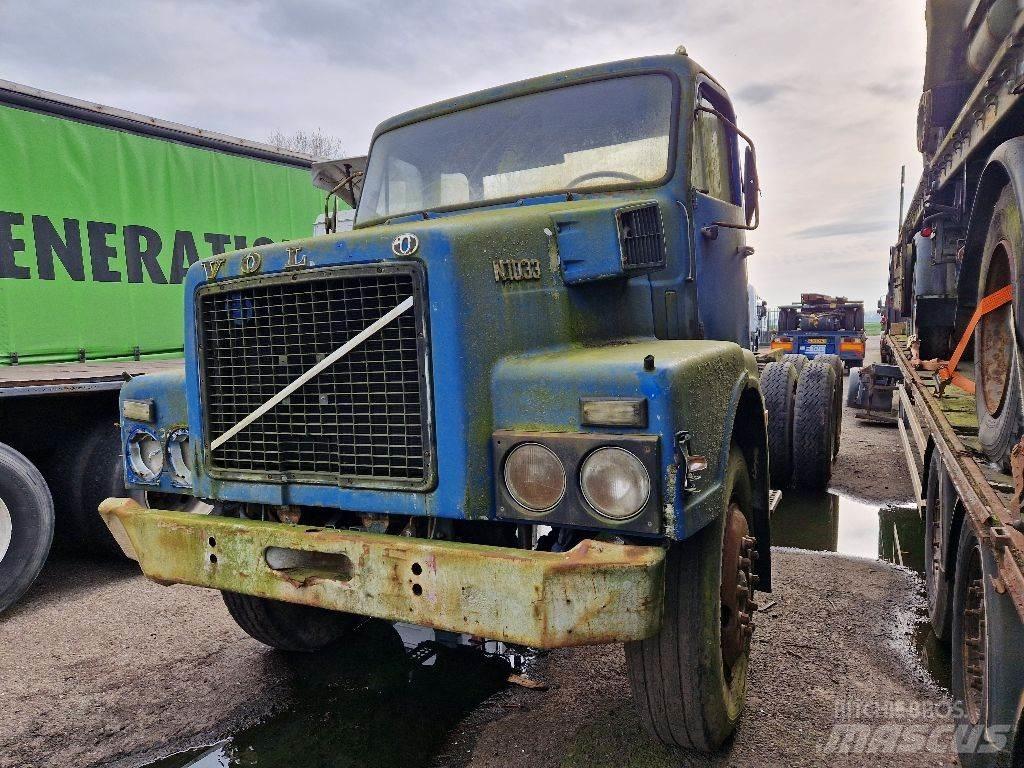Volvo N1033 6X4 Châssis cabine