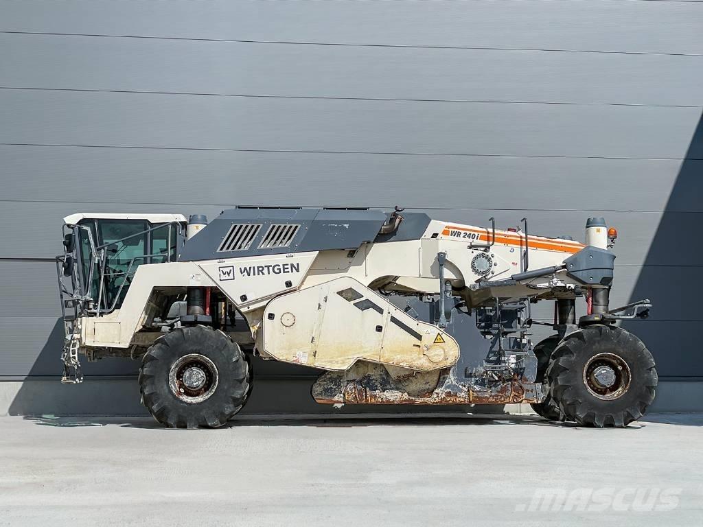 Wirtgen WR 240i Recycleur bitume