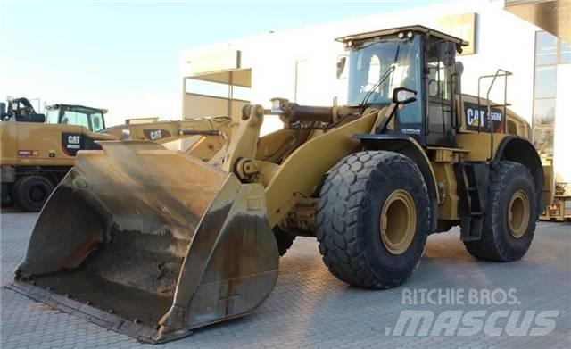 CAT 966M Chargeuse sur pneus