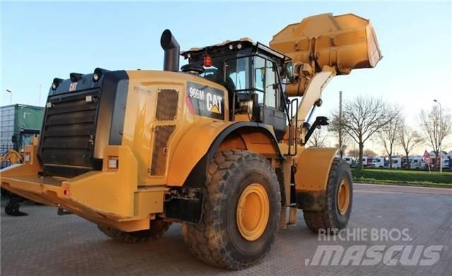 CAT 966M Chargeuse sur pneus