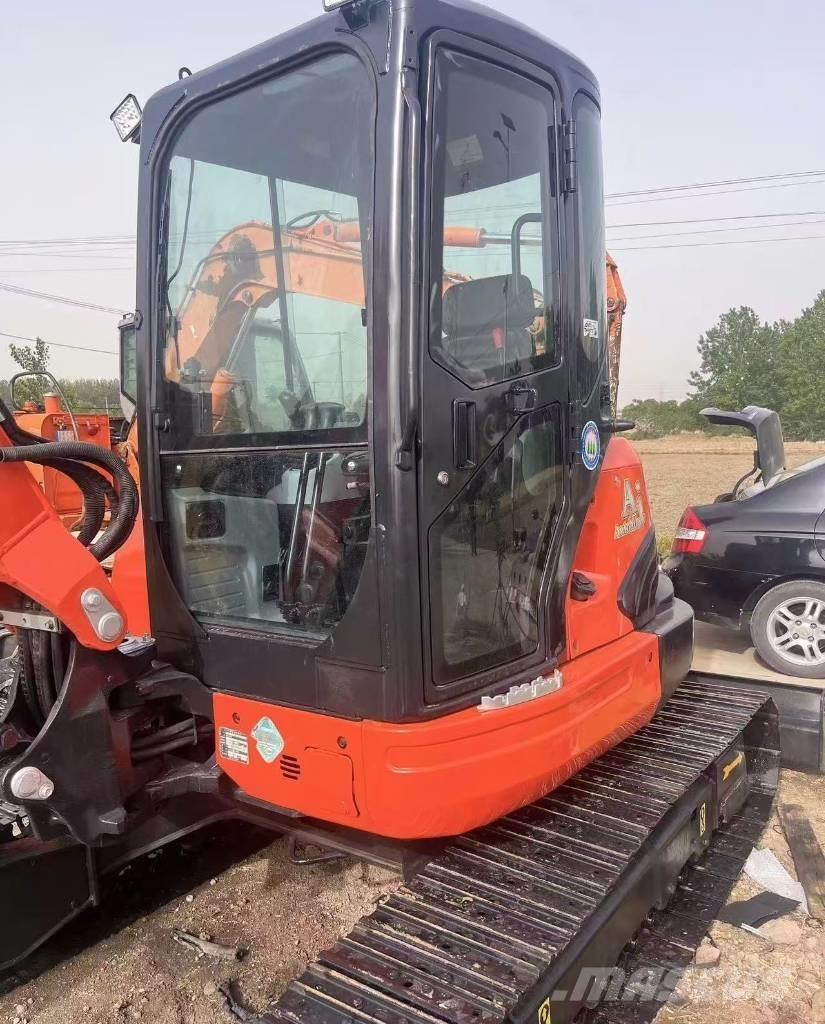 Kubota 161 Pelle sur chenilles