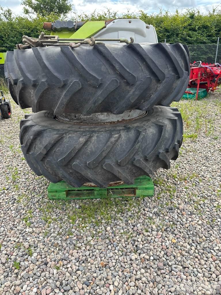  Tvillinghjul 20.8R42 Pneus, roues et jantes