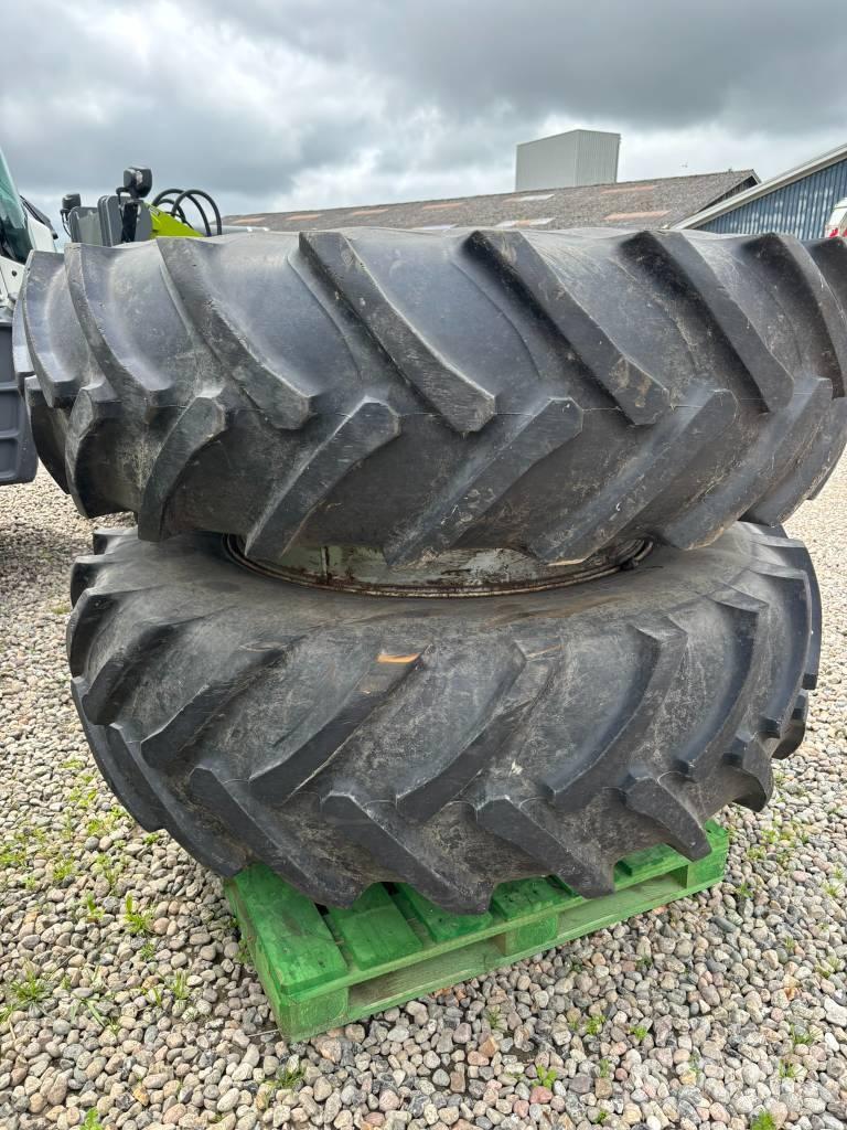  Tvillinghjul 20.8R42 Pneus, roues et jantes