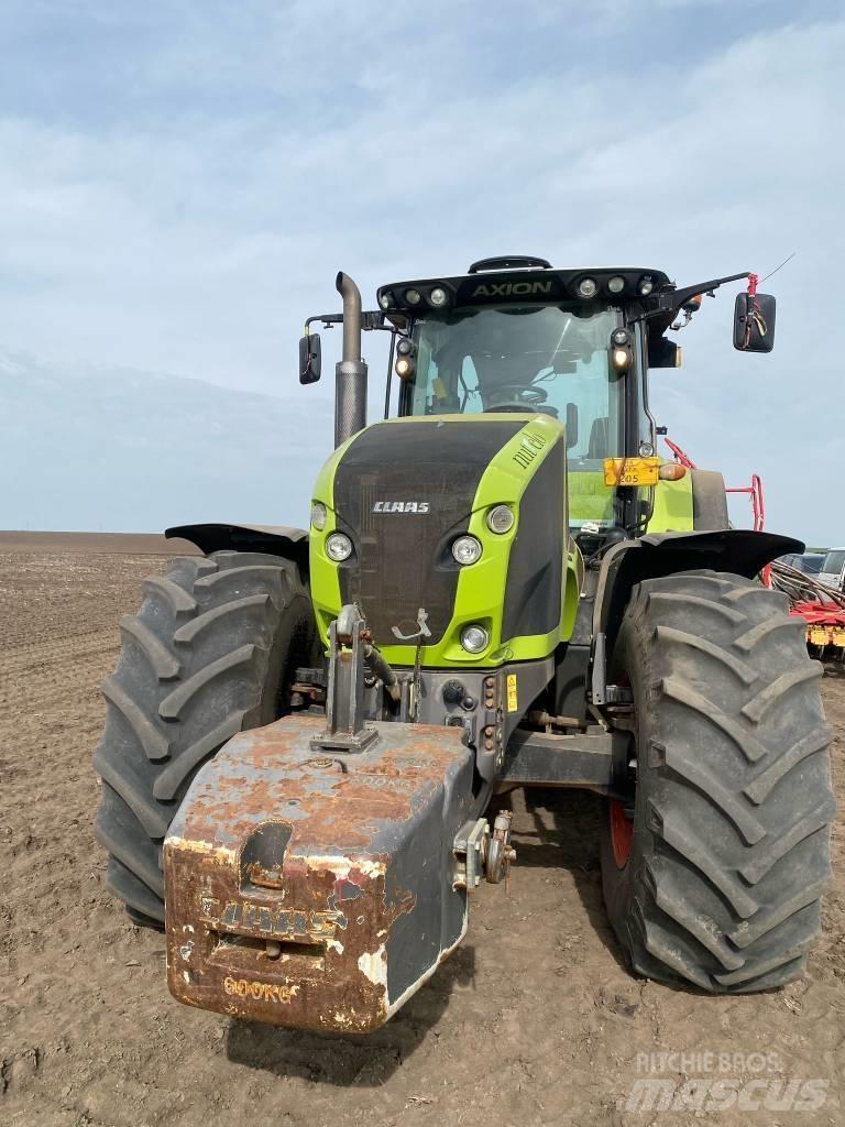 CLAAS Axion 940 SCR Tracteur