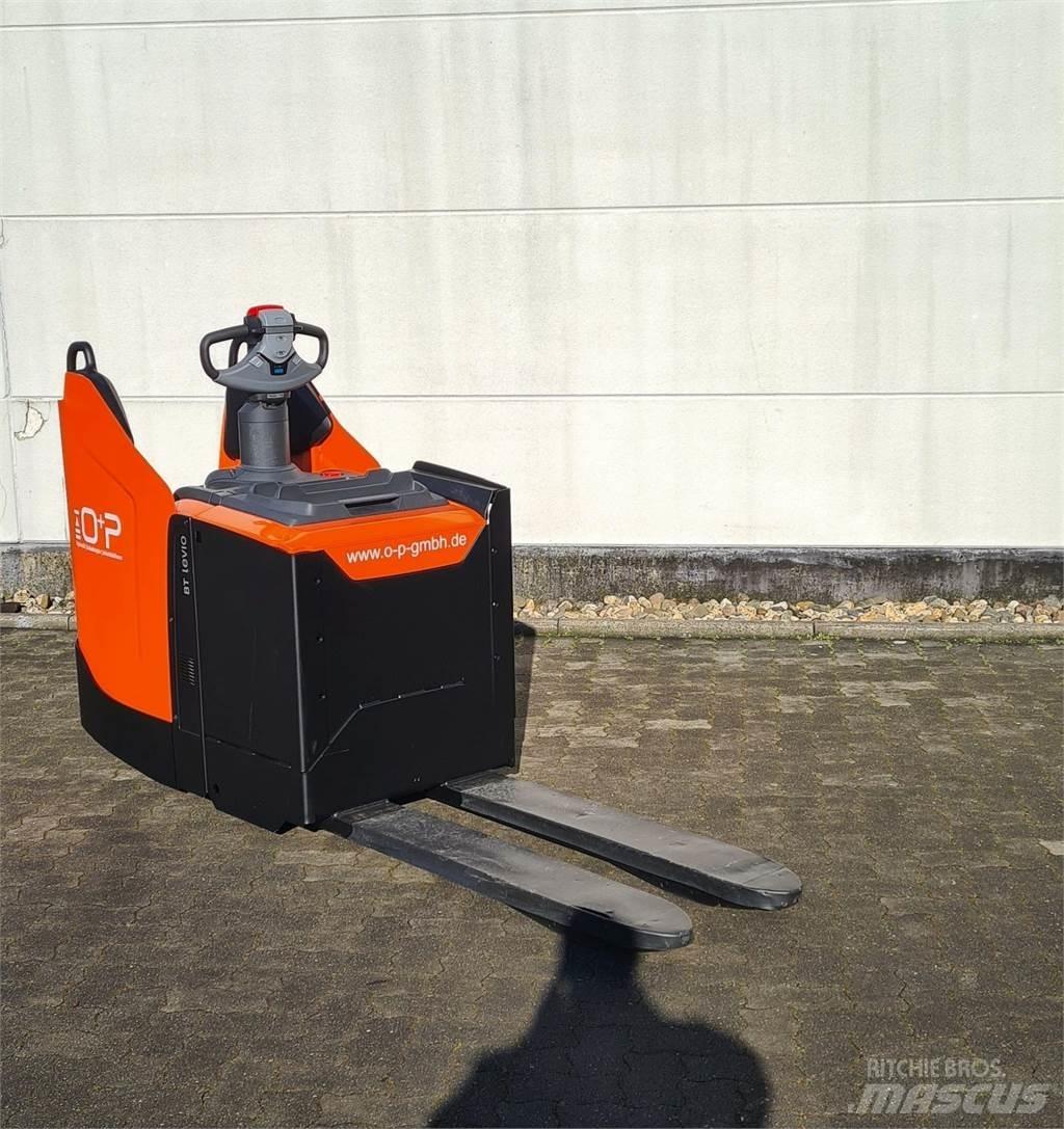 Toyota LPE 250 Transpalette accompagnant