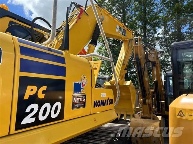 Komatsu PC 200-8 Pelle sur chenilles