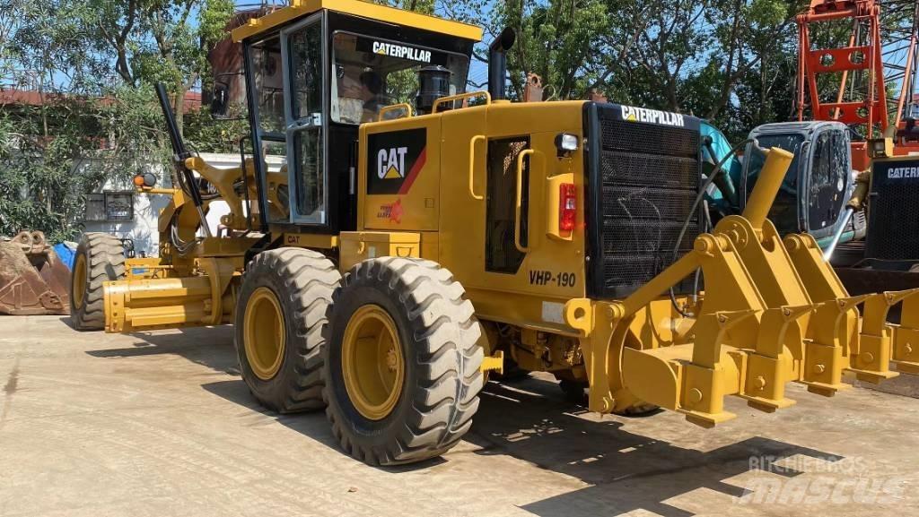 CAT 140 K Niveleuse