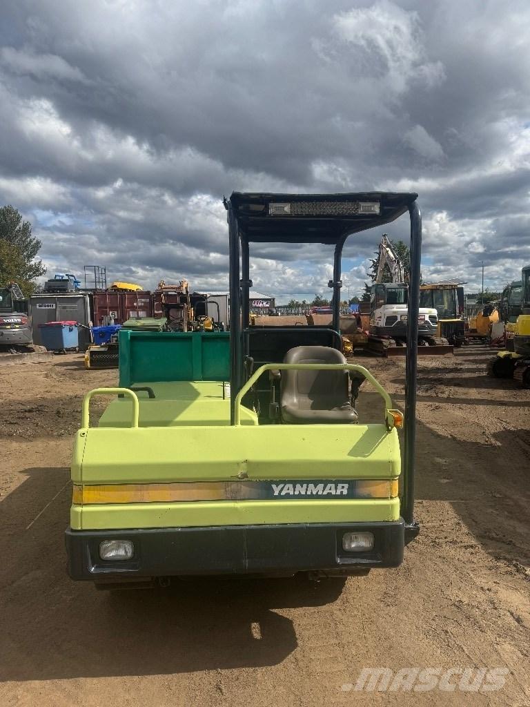 Yanmar C 30 Tombereau sur chenilles