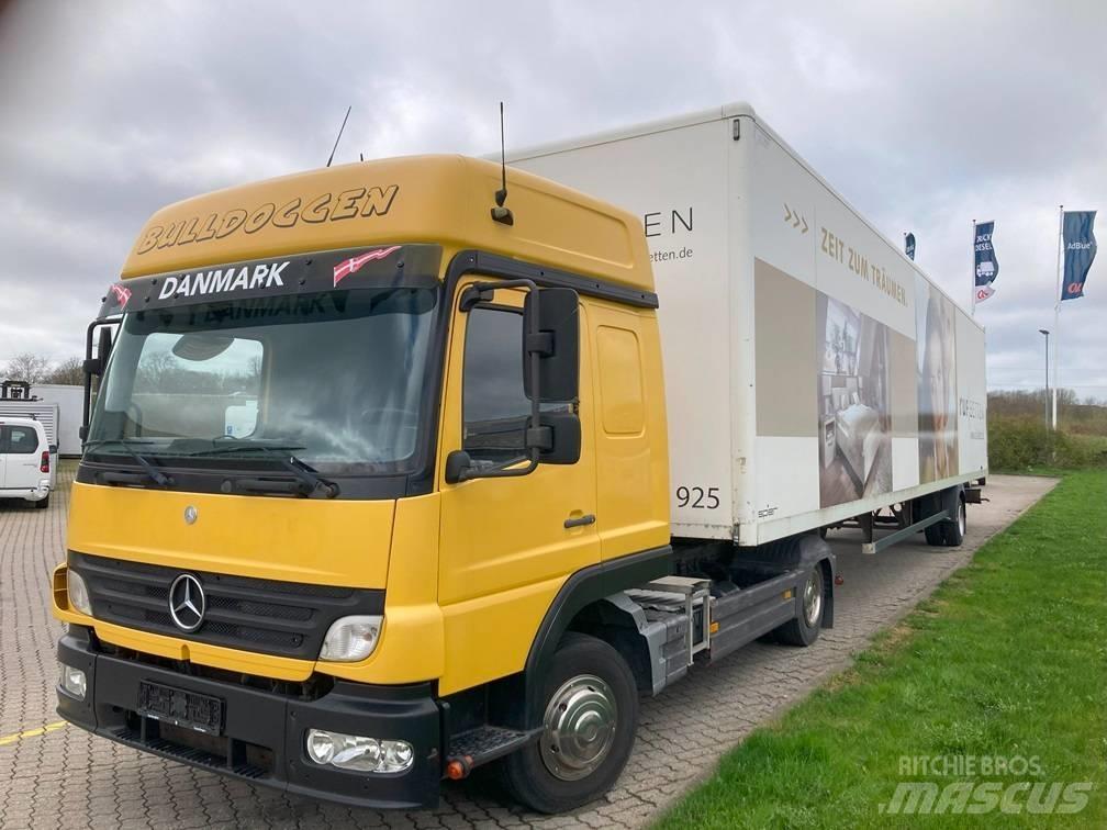 Mercedes-Benz 822 Tracteur routier