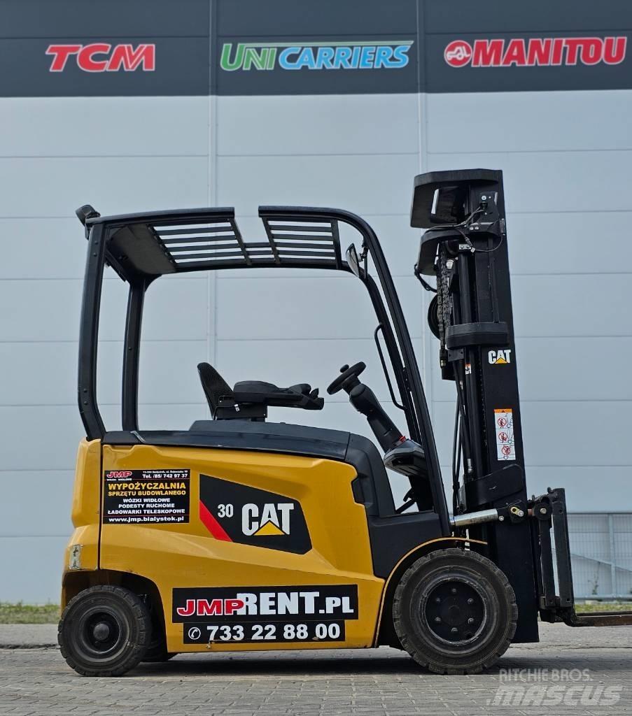 CAT EP 30 CN Chariots élévateurs électriques