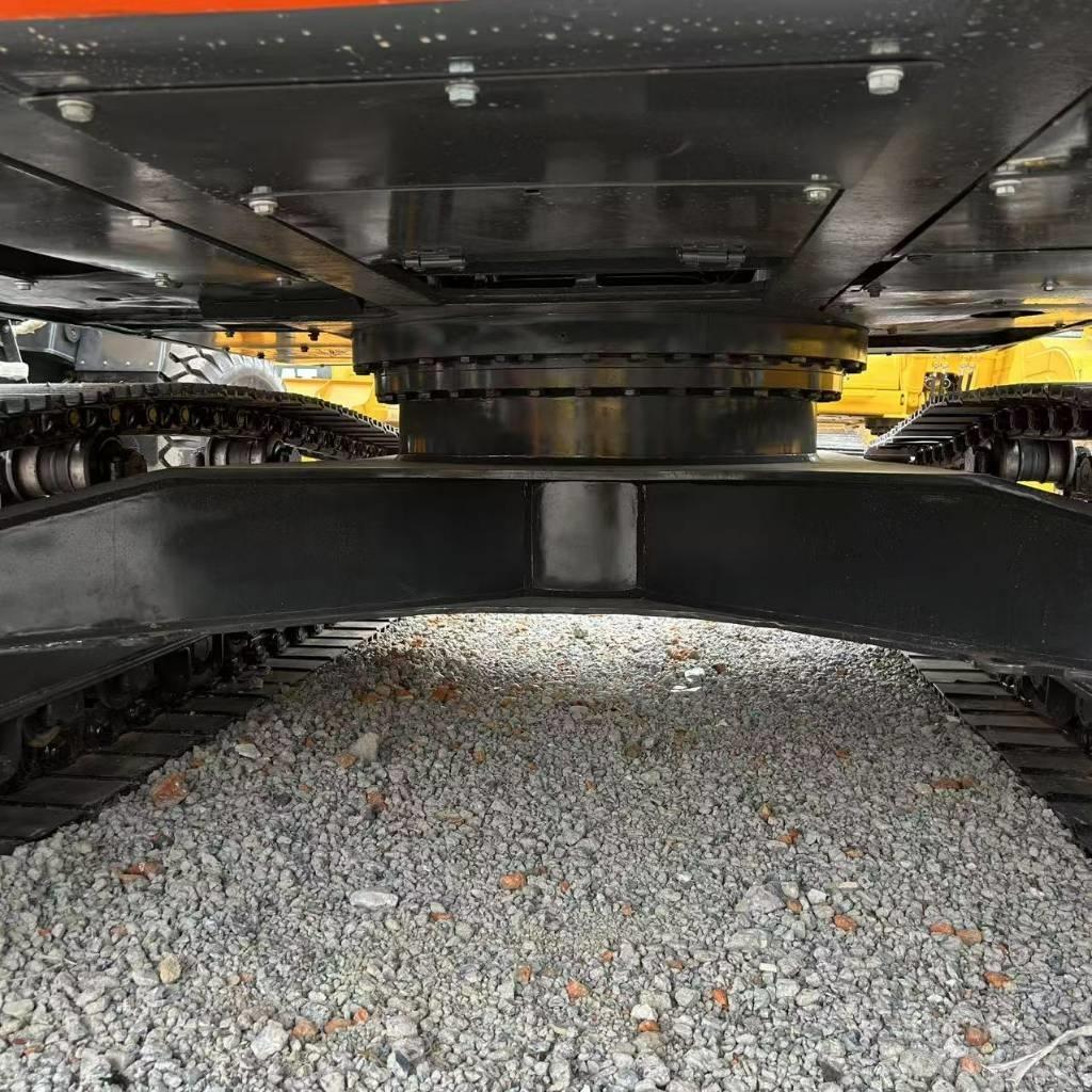 Doosan 300LC-9C Pelle sur chenilles