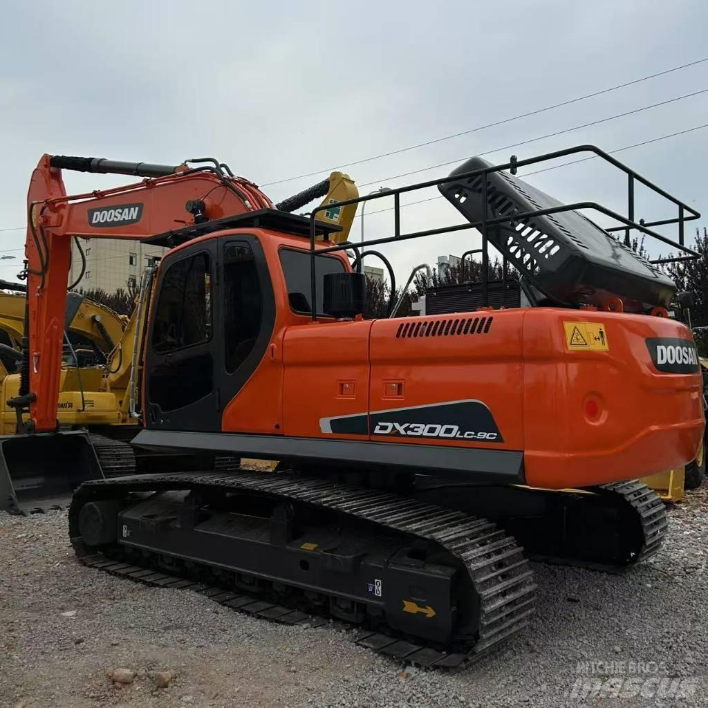 Doosan 300LC-9C Pelle sur chenilles