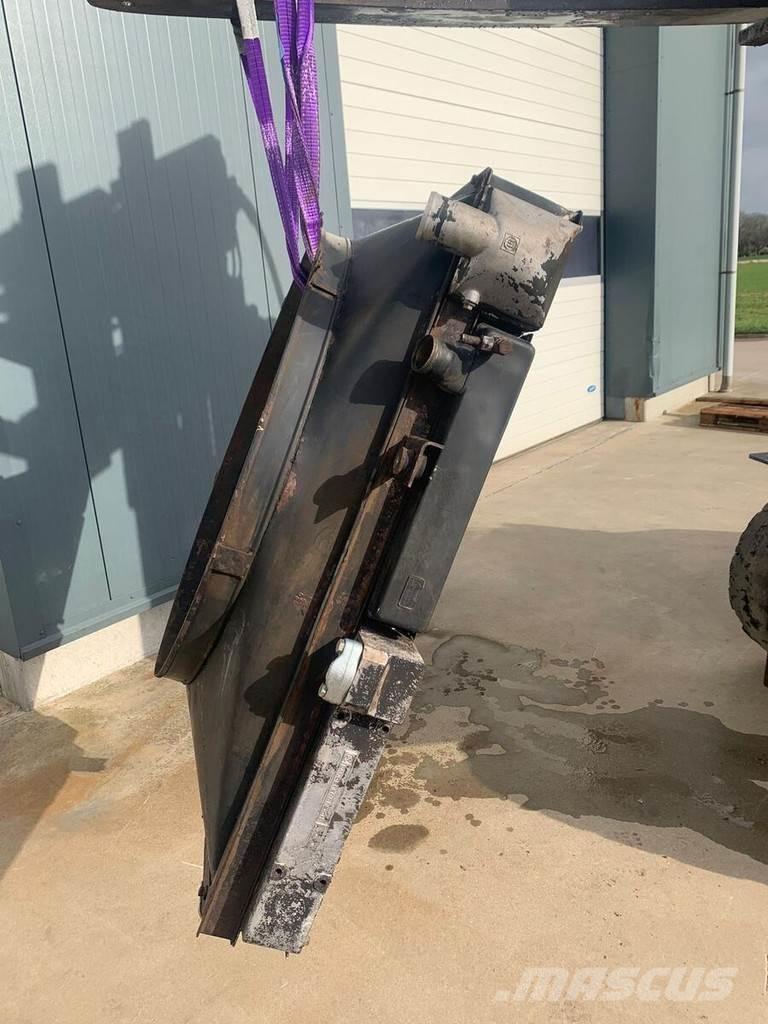 Liebherr A932 Radiateurs