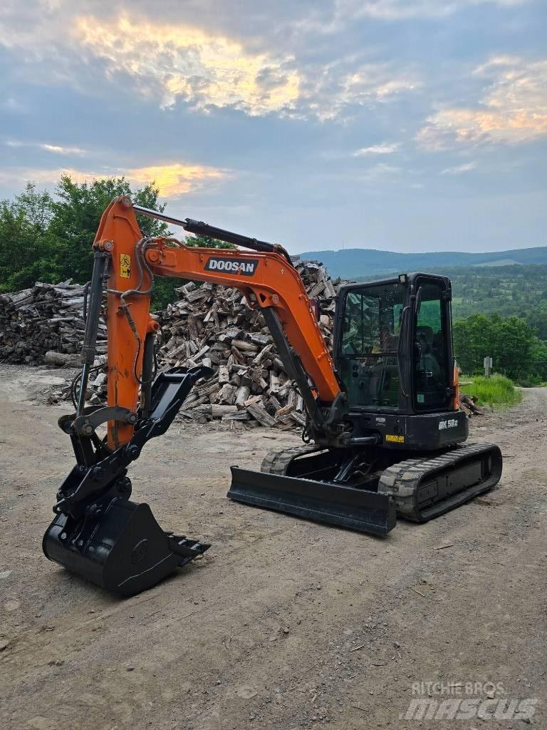 Doosan DX 50 Z Mini pelle < 7t
