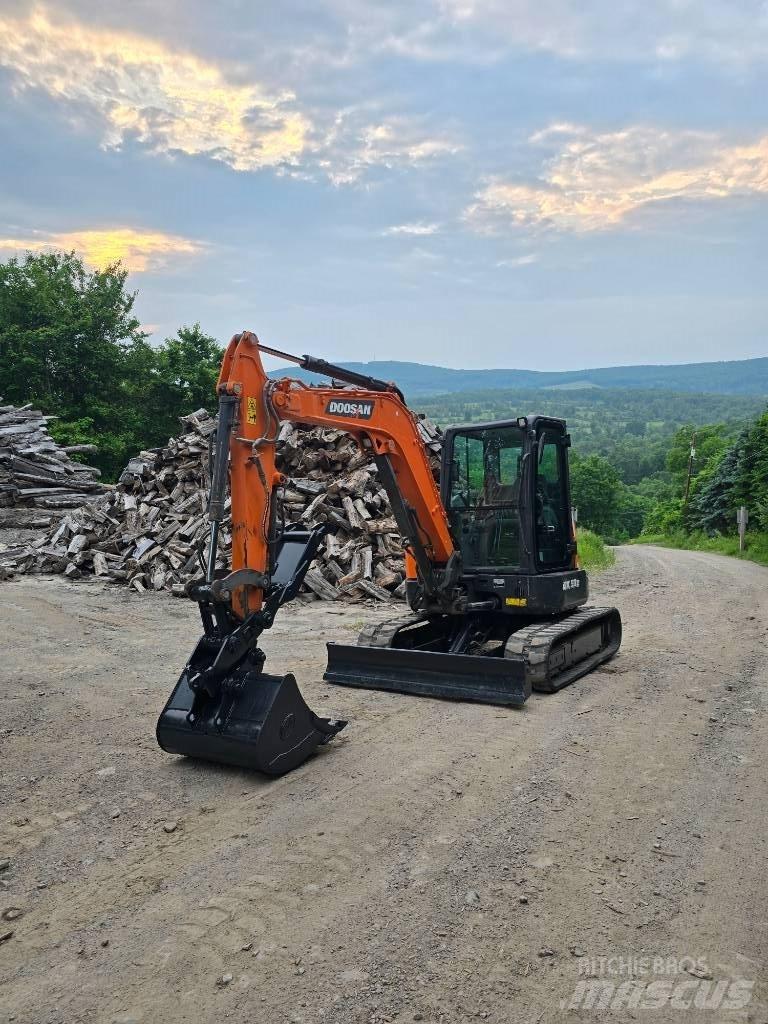 Doosan DX 50 Z Mini pelle < 7t
