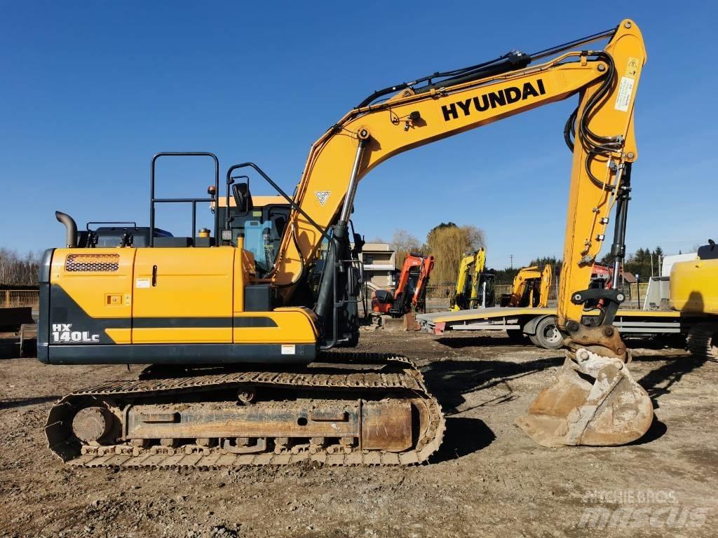 Hyundai HX140 LC Pelle sur chenilles