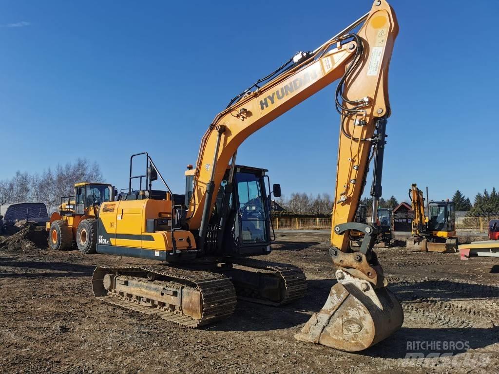 Hyundai HX140 LC Pelle sur chenilles