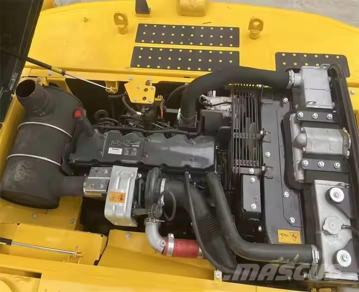 Komatsu PC220-8 Pelle sur chenilles