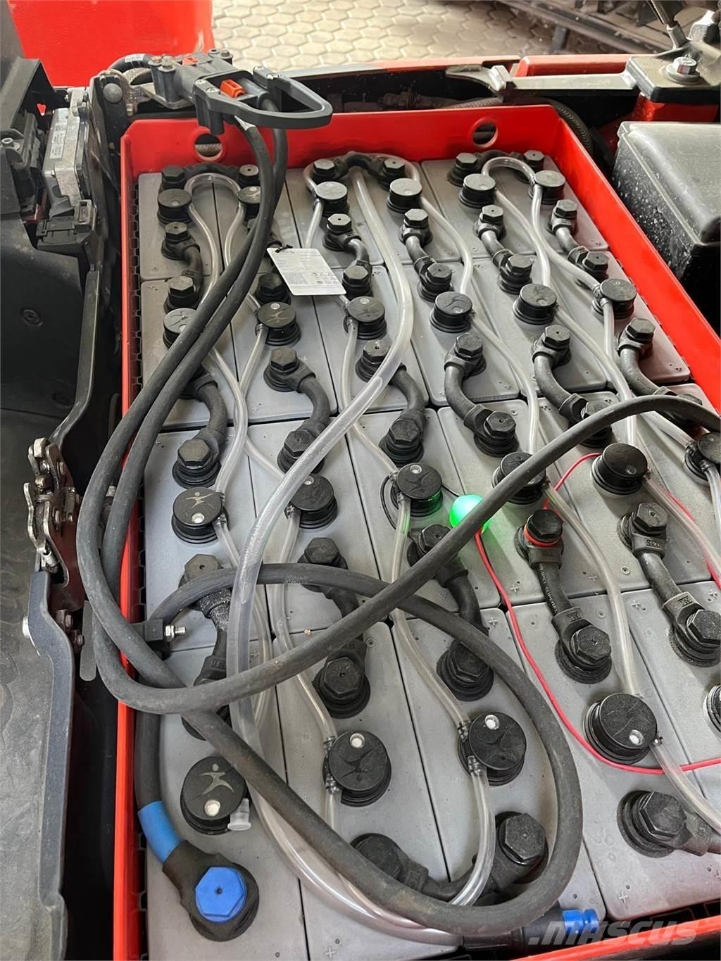 Linde E16C Chariots élévateurs électriques