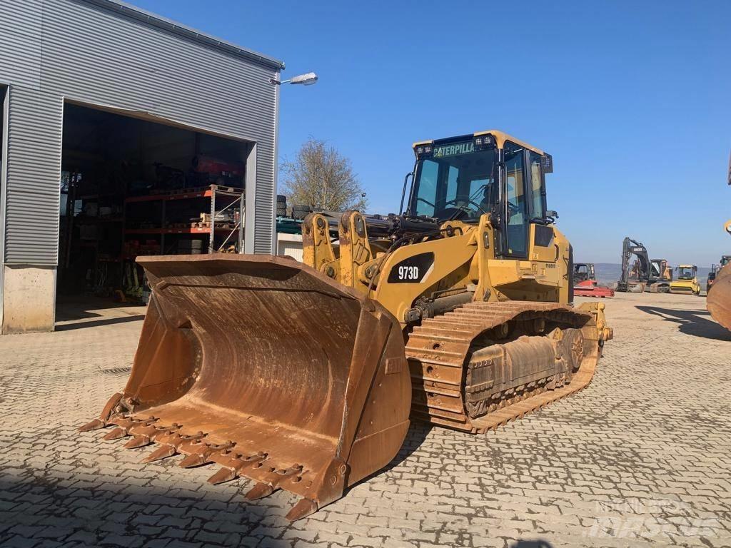 CAT 973 D Chargeuse sur chenilles