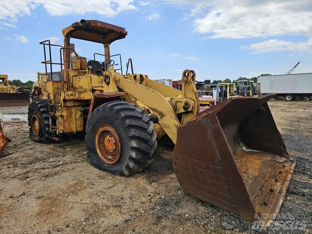 CAT 966 D Chargeuse sur pneus