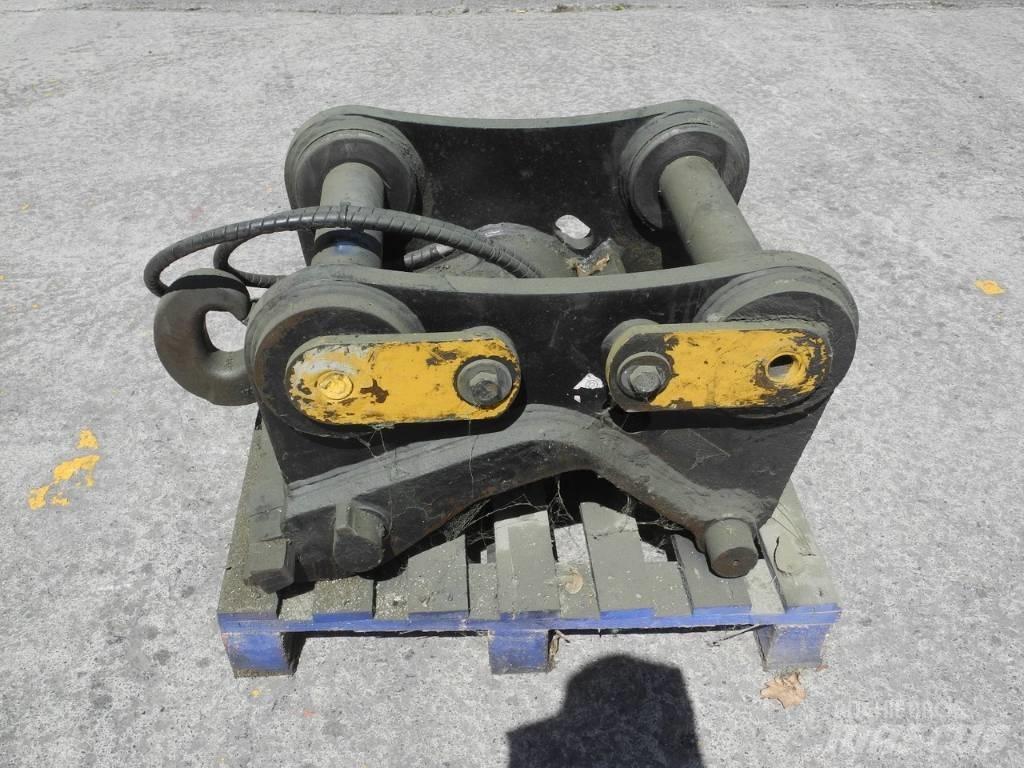 CAT CW 40 Attache rapide pour godet