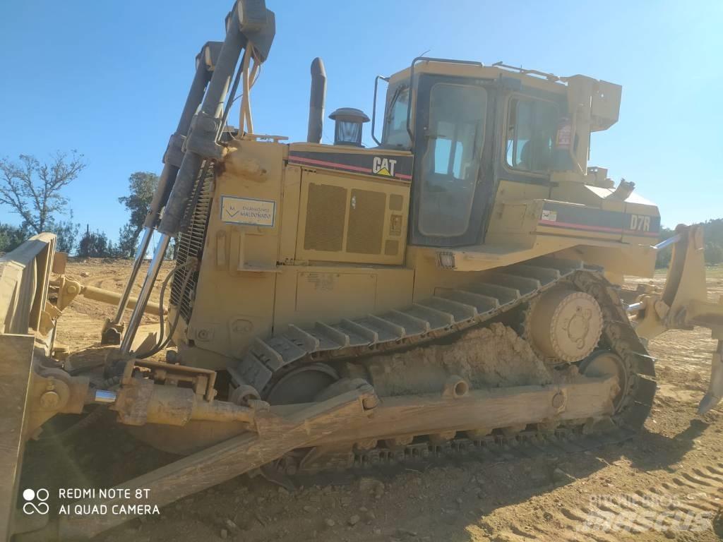 CAT D 7 R II Bouteurs sur chenilles