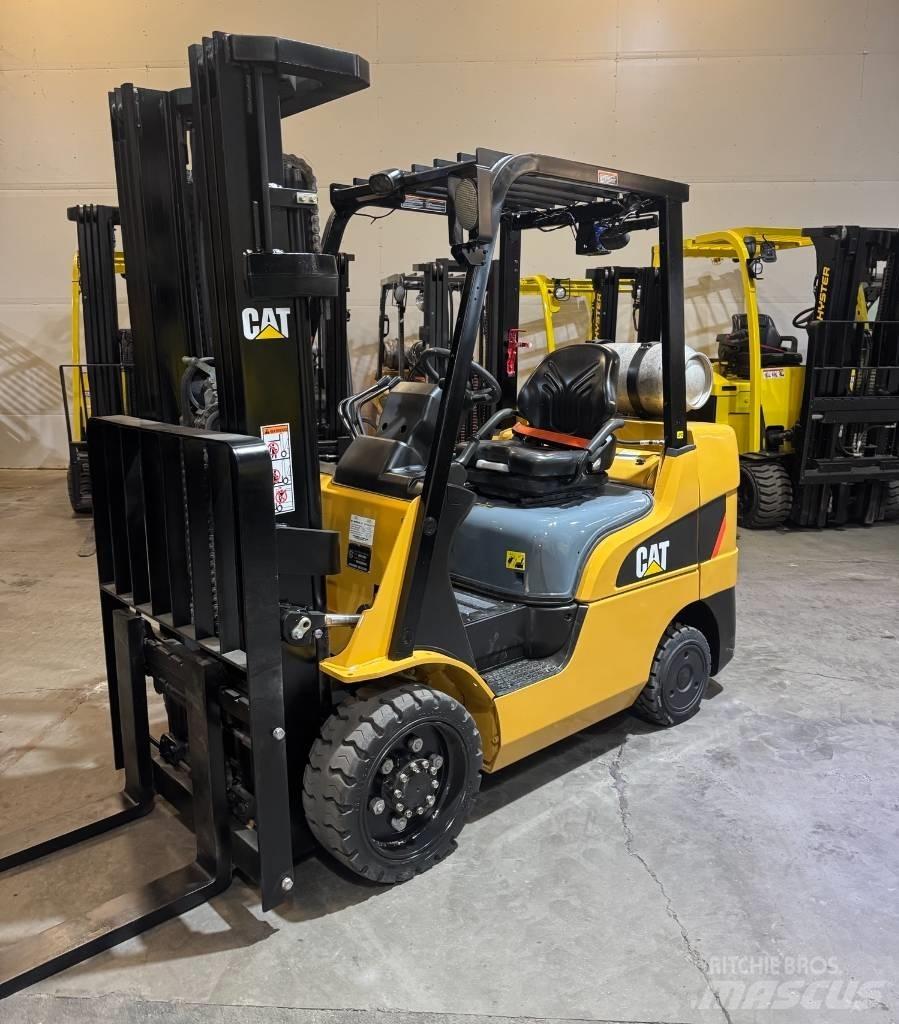 CAT 2C 6000 Autres Chariots élévateurs